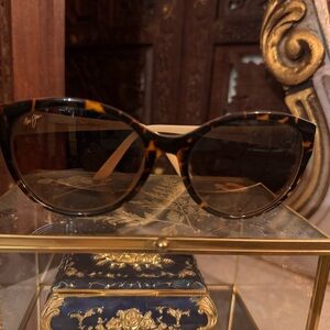 Maui Jim Classic Tortoise Shell Sunglasses